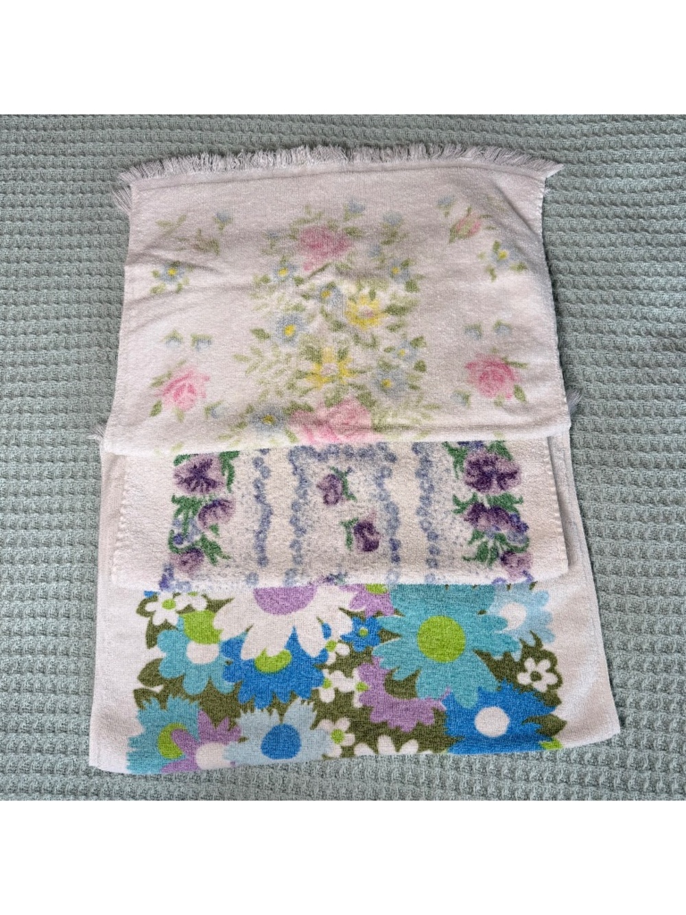 Vintage Lot 3 Hand Towels Kitchen Bath Fieldcrest Floral MCM Cottage Mod Granny
